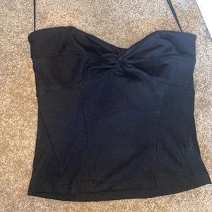 Staples black top